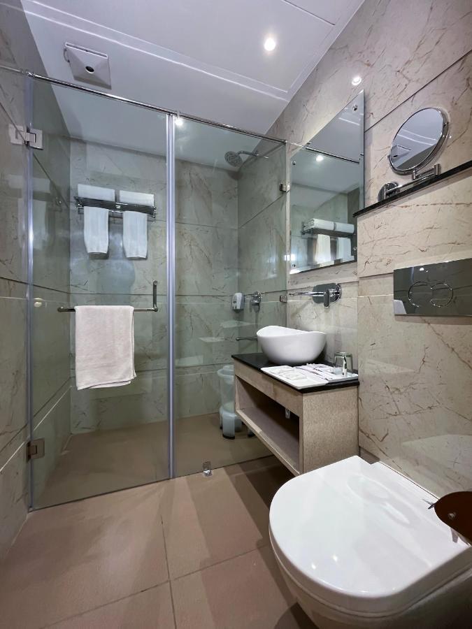 Hotel Classio Royale Amritsar Dış mekan fotoğraf